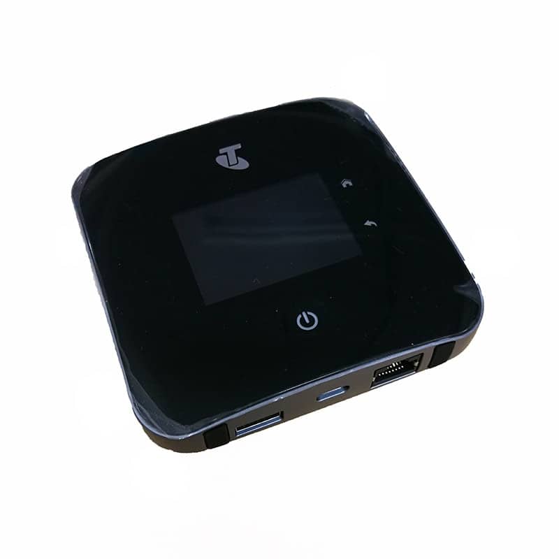 Netgear Nighthawk M2 MR2100 WiFi Mobile Router 4G LTE cat20