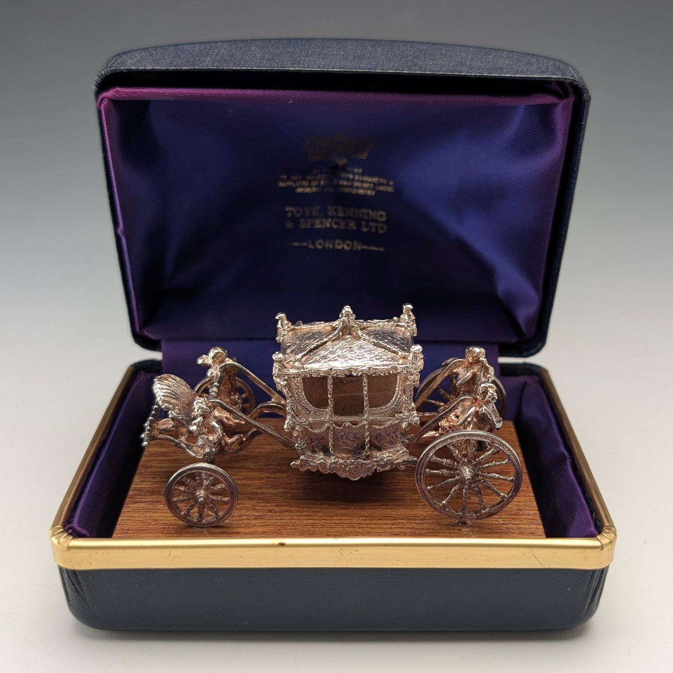 英国ウェッジウッドの「ジャスパーウェア」 – SILVER-LUG