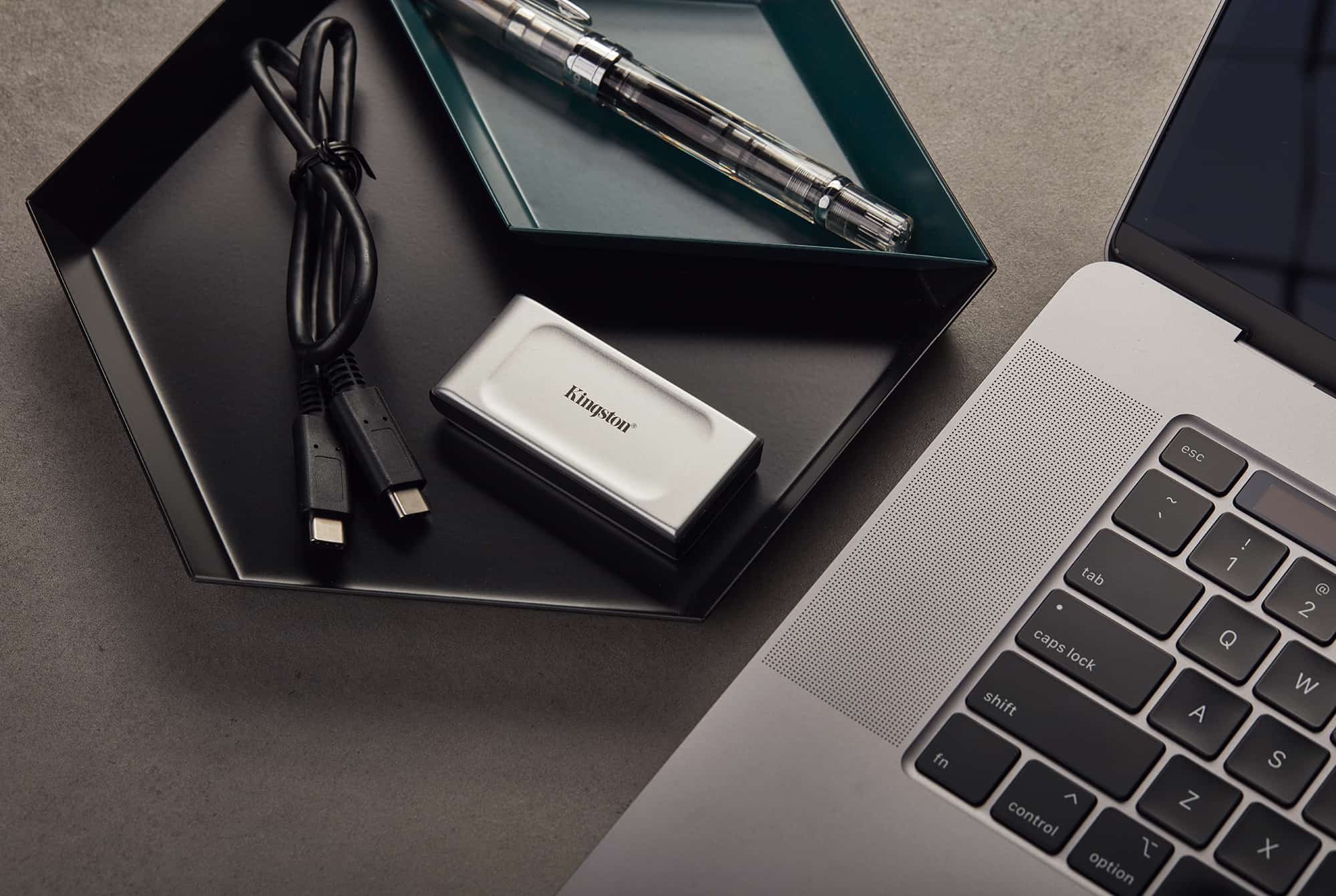 Review: Kingston XS2000 Portable SSD - Size isn't everything!