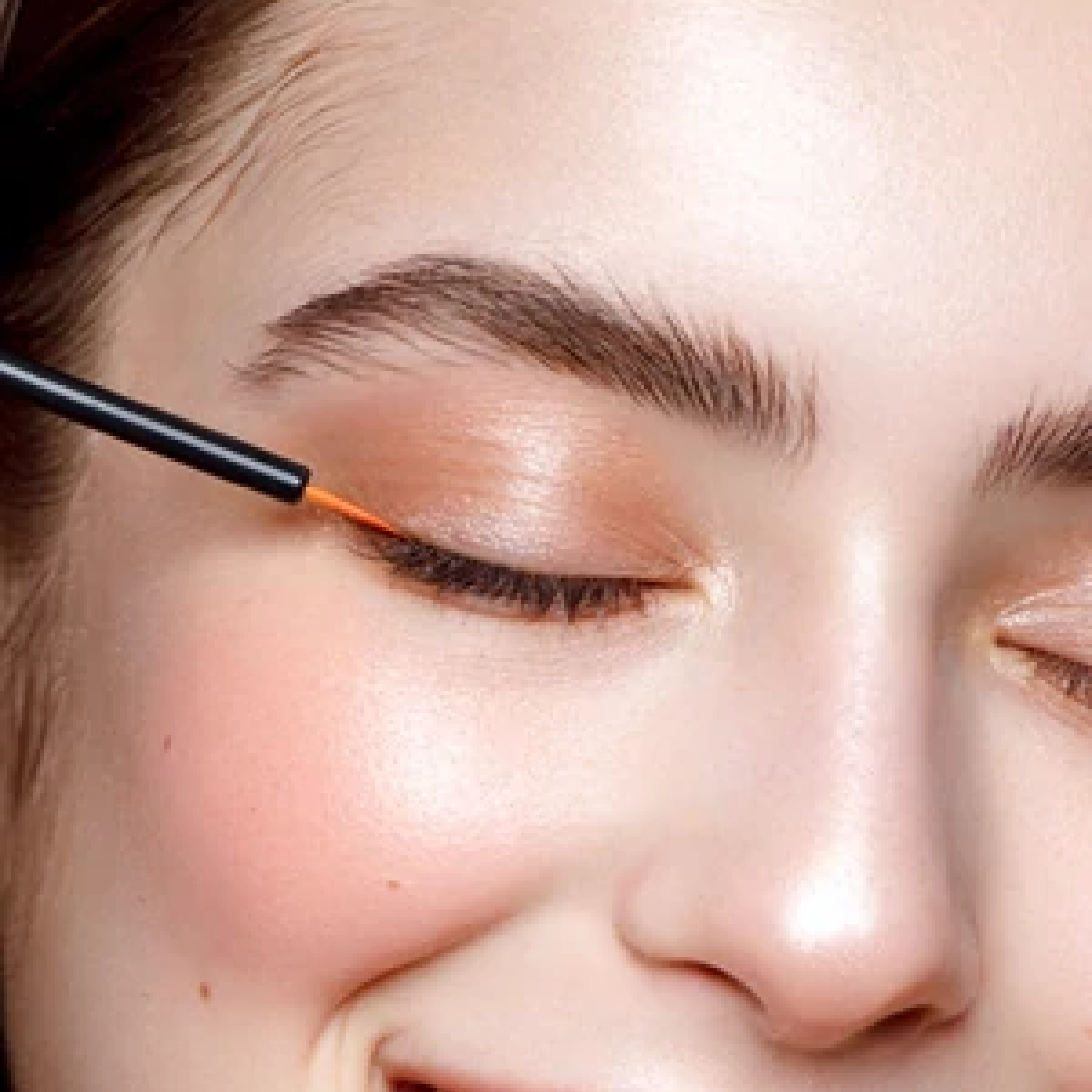 ブロウアディクト コンディショニング セラム アドバンス｜まゆ毛美容