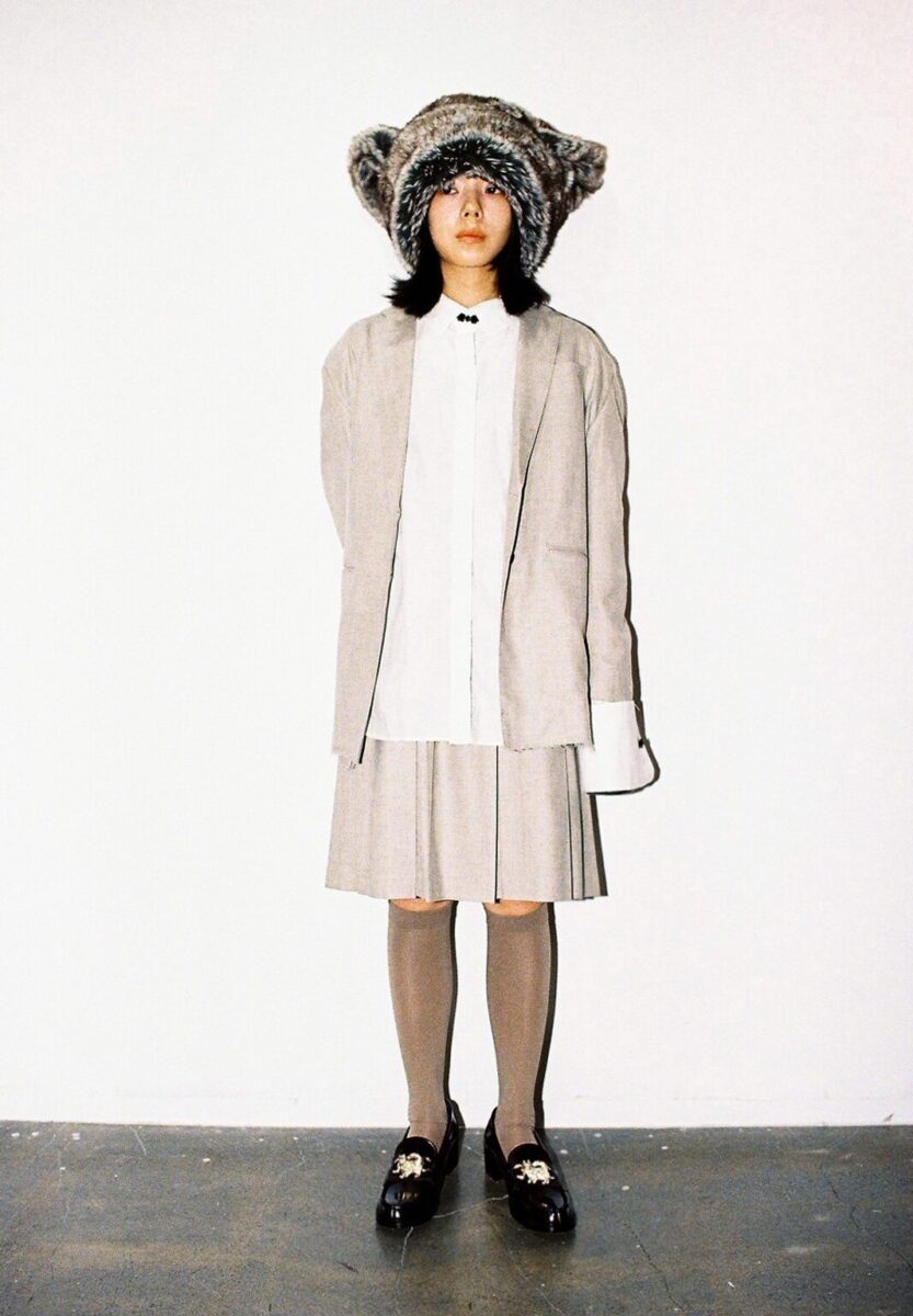 SIIILON×HARUTAのコラボローファーが発売！ビジュアルにはアーティスト