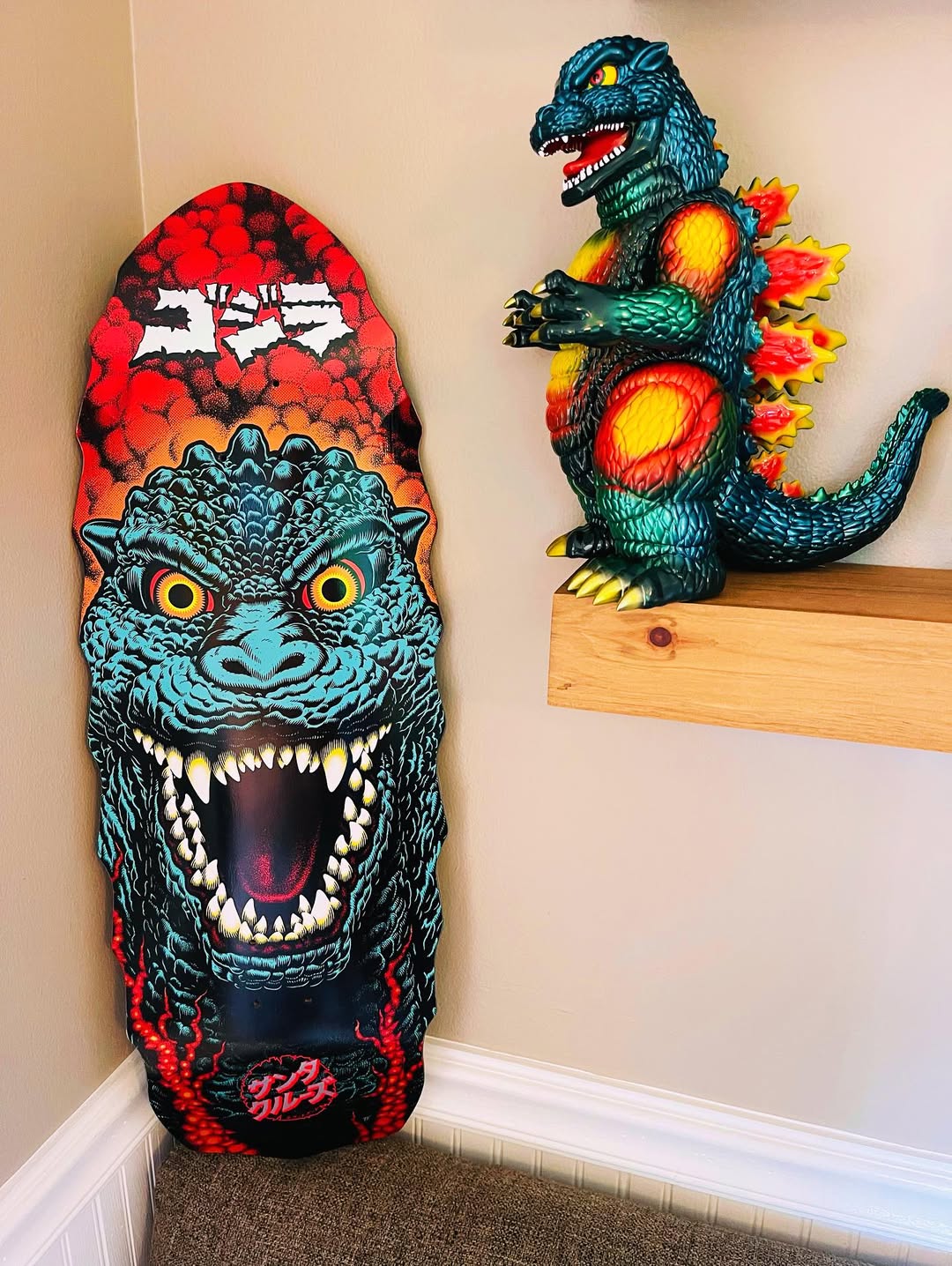 ショップ・はしもと玩具店でマルサン製「ヘドラ450]の「氷結マーブル