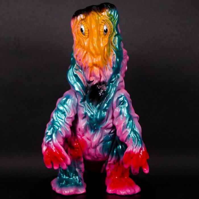 ブルマァクの「ヘドラ」最新作「レトロピンク」は超注目！ | sofvi.tokyo