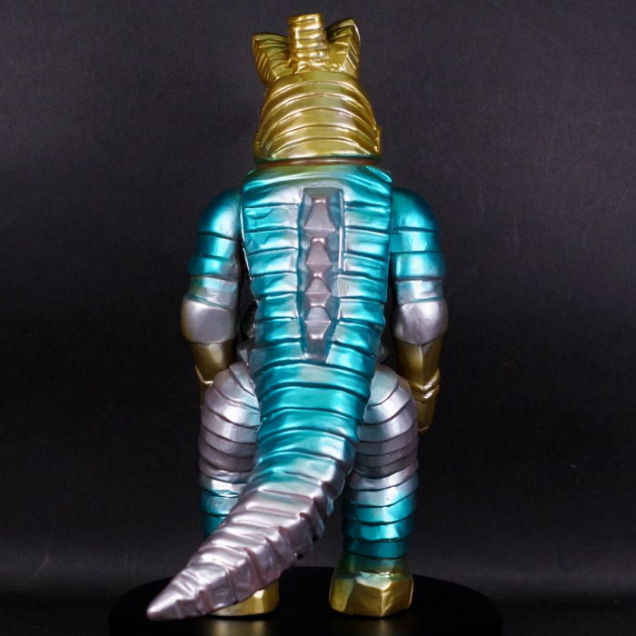 ブルマァク製「モゲラ」が「オリジナルカラー」になってギャラリー