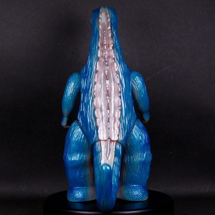 ギャラリー＆ショップ・墓場の画廊にブルマァクから怪獣王「ゴジラ