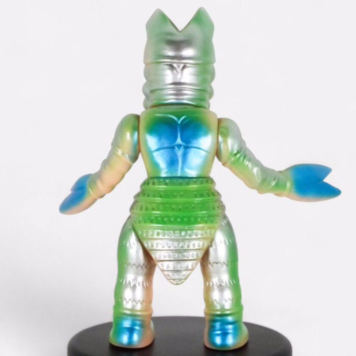 ブルマァク製「バルタン星人」の「レトロカラーグリーン」は注目