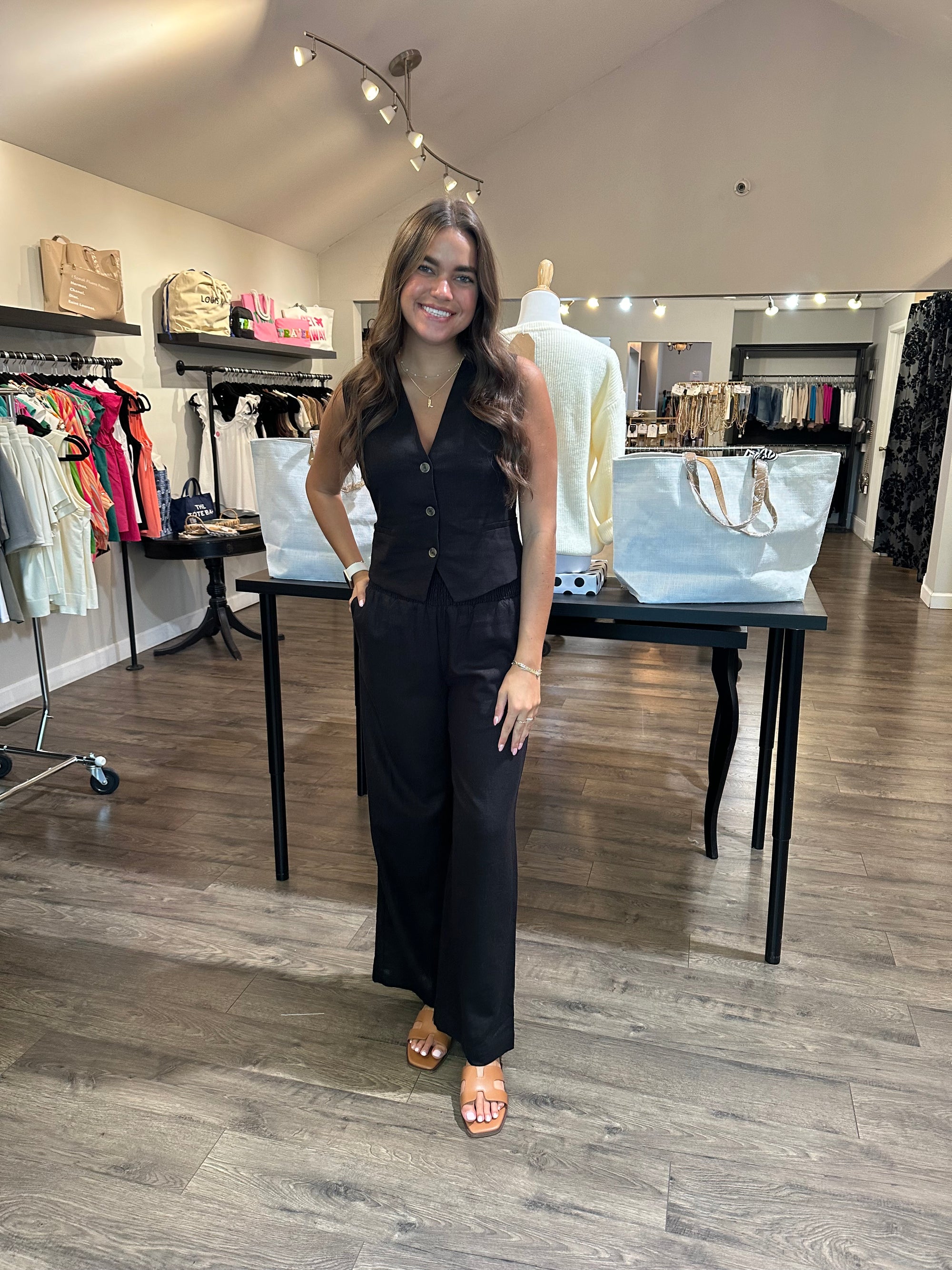 Linen Button Down Vest Top, 2 COLORS khaki or black – Sofi Stella