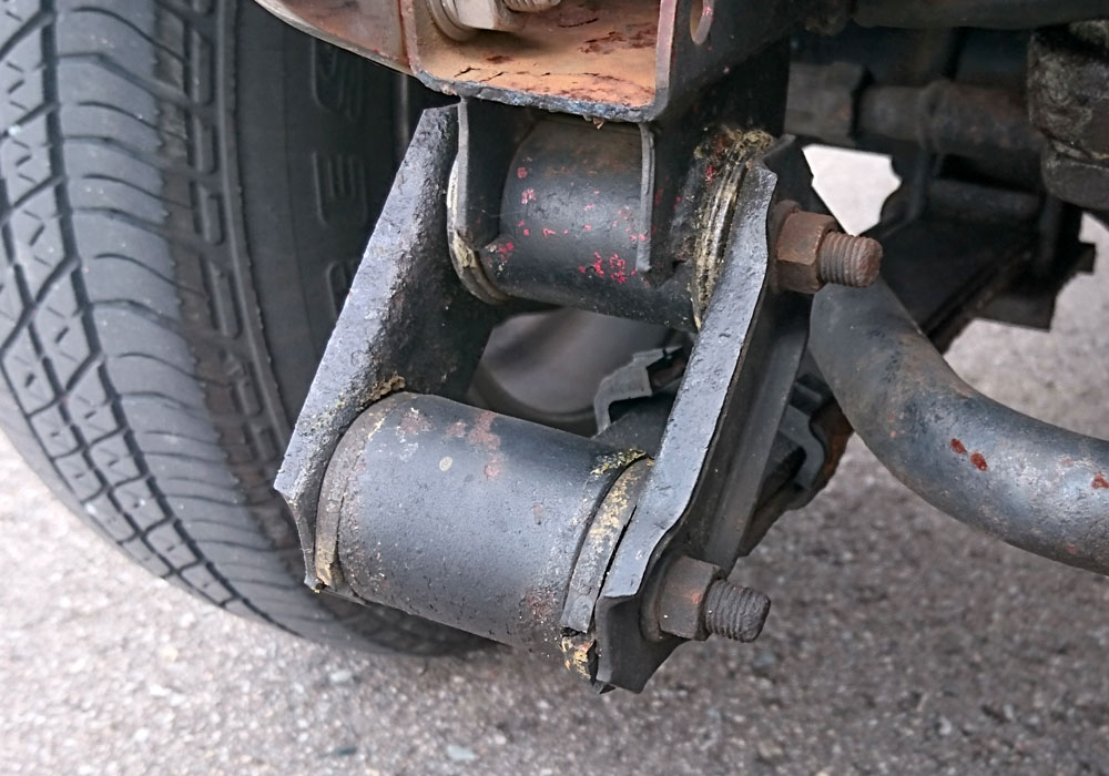 創楽】JA11ジムニー シャックル交換（ロングシャックル取り付け