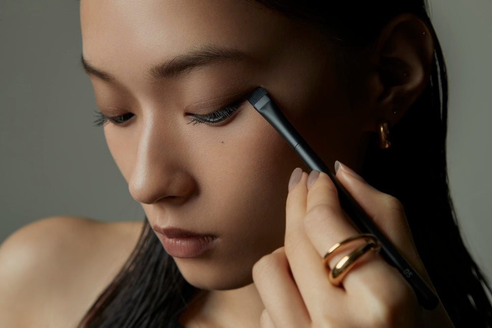 5. SOYO アイライナー ブラシ