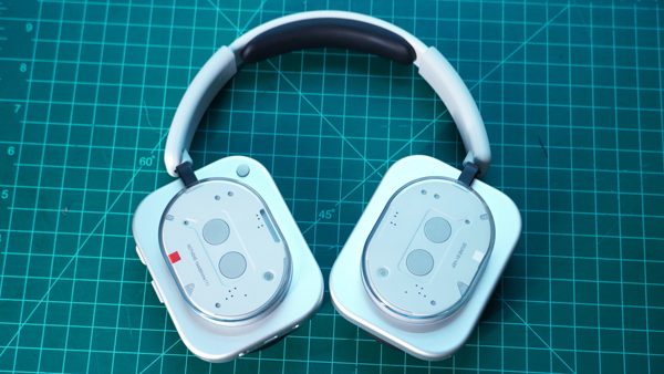 nothing-headphone-1-