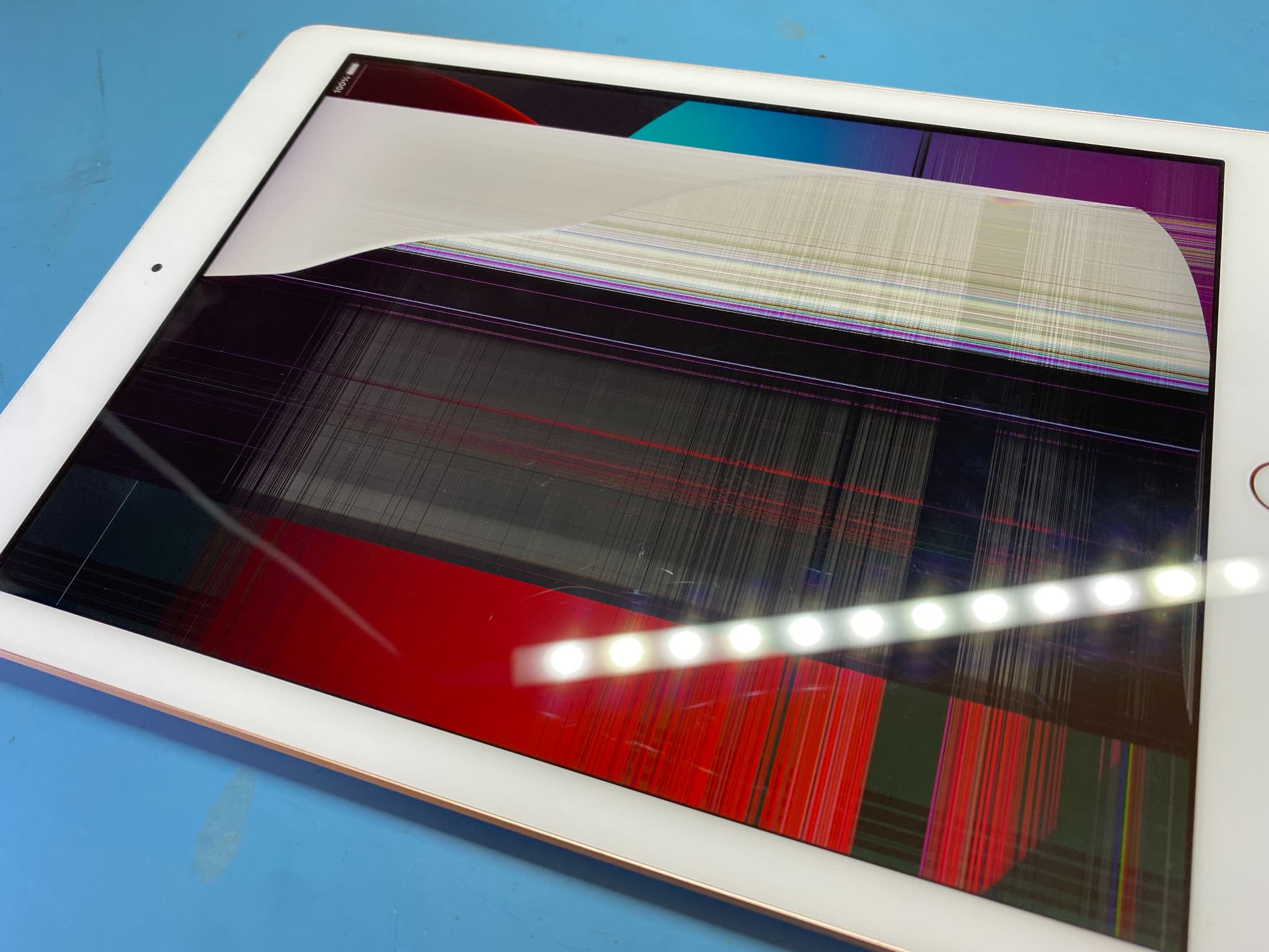 iPad第6世代！液晶割れ交換修理🔧 | お近くのiPhone修理センター