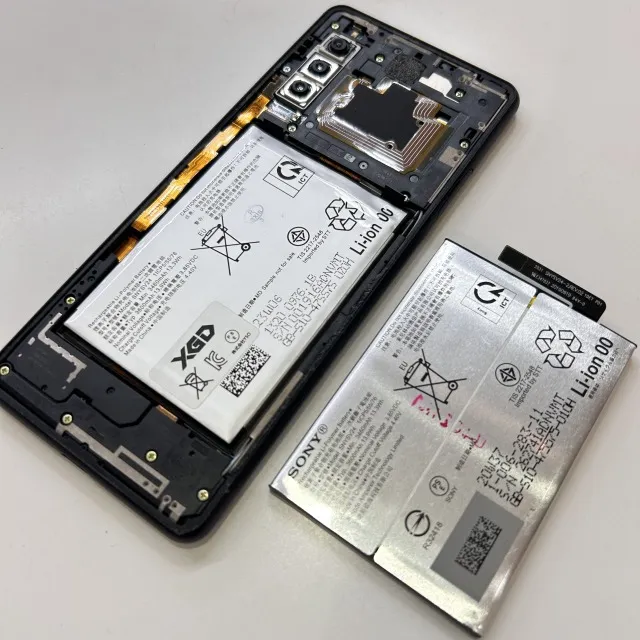 Xperia 10 IIのバッテリー交換を承りました！ | お近くのiPhone修理