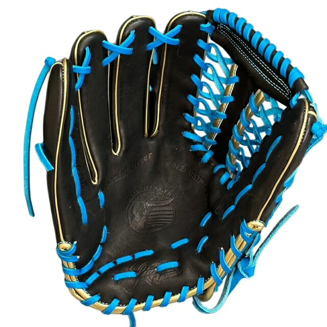 ファイテング原田のサイン付き ミニグローブ。【年号不明 紐切れ有り