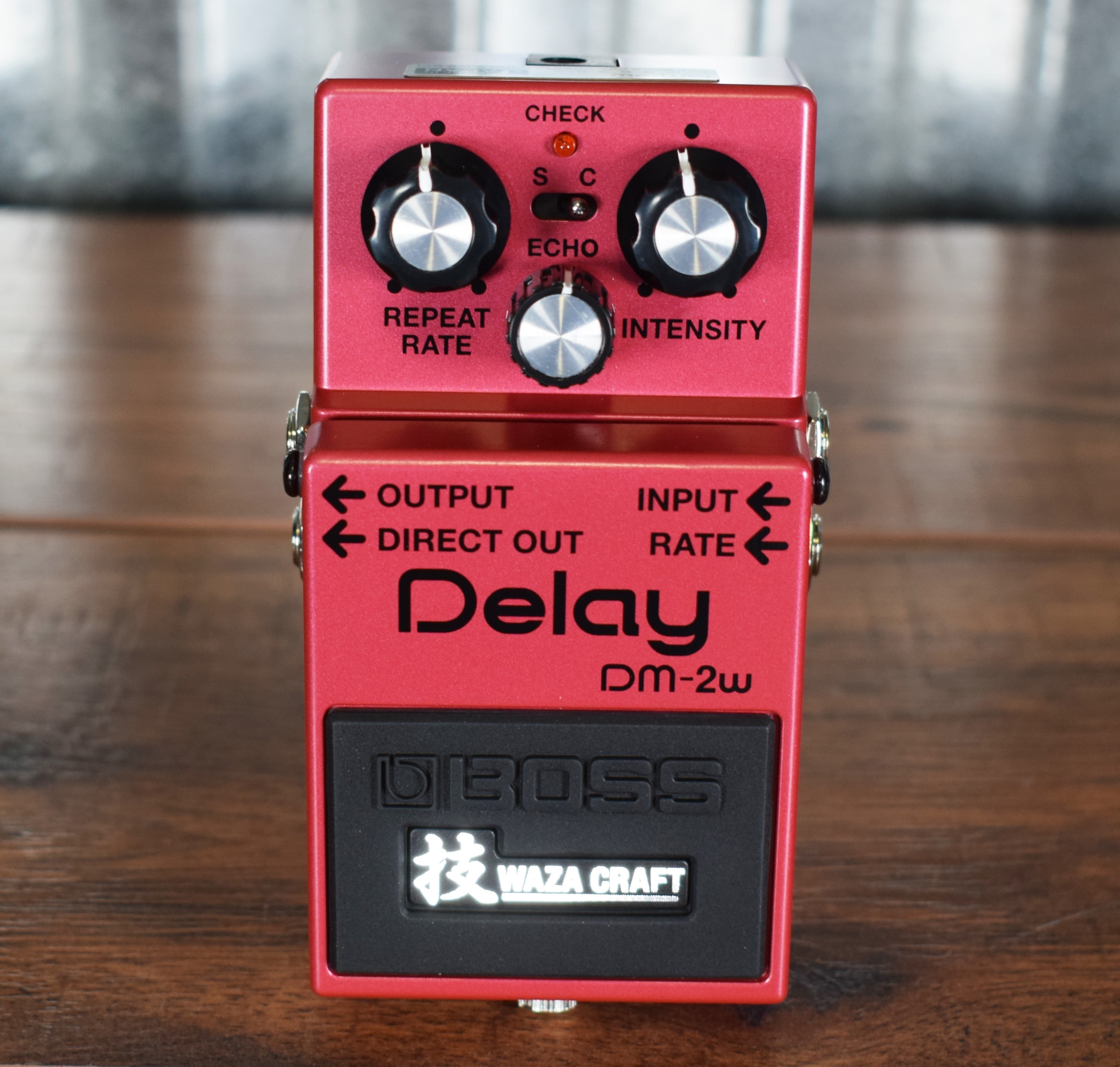 Boss DM-2W Waza Craft Analog Delay Guitar Effect Pedal – Specialty