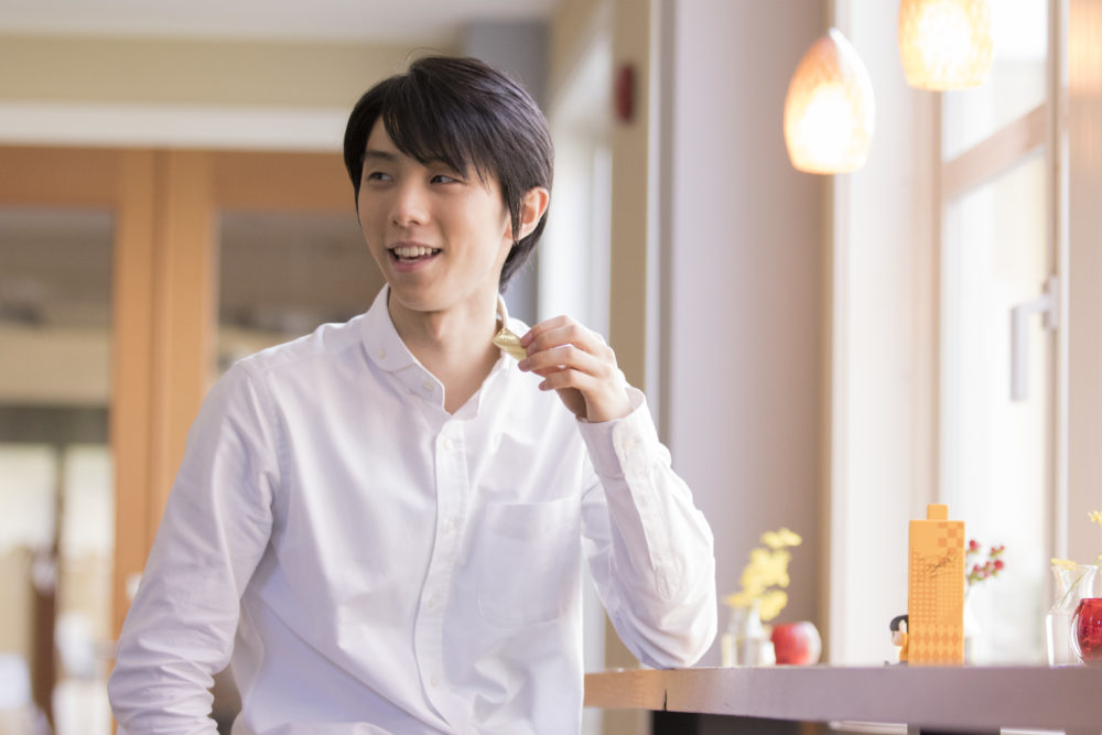 羽生結弦ひとくちマシーン サイン入りGhana 羽生選手のはい！ひとくち