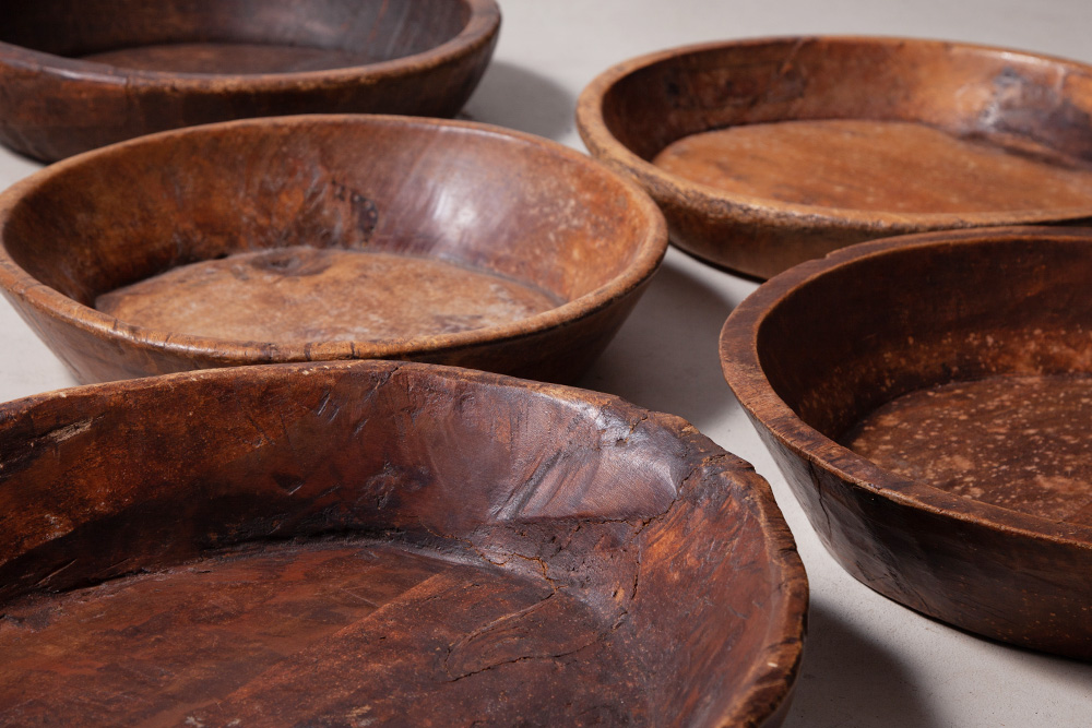 stoop | African Antique Woody Plate