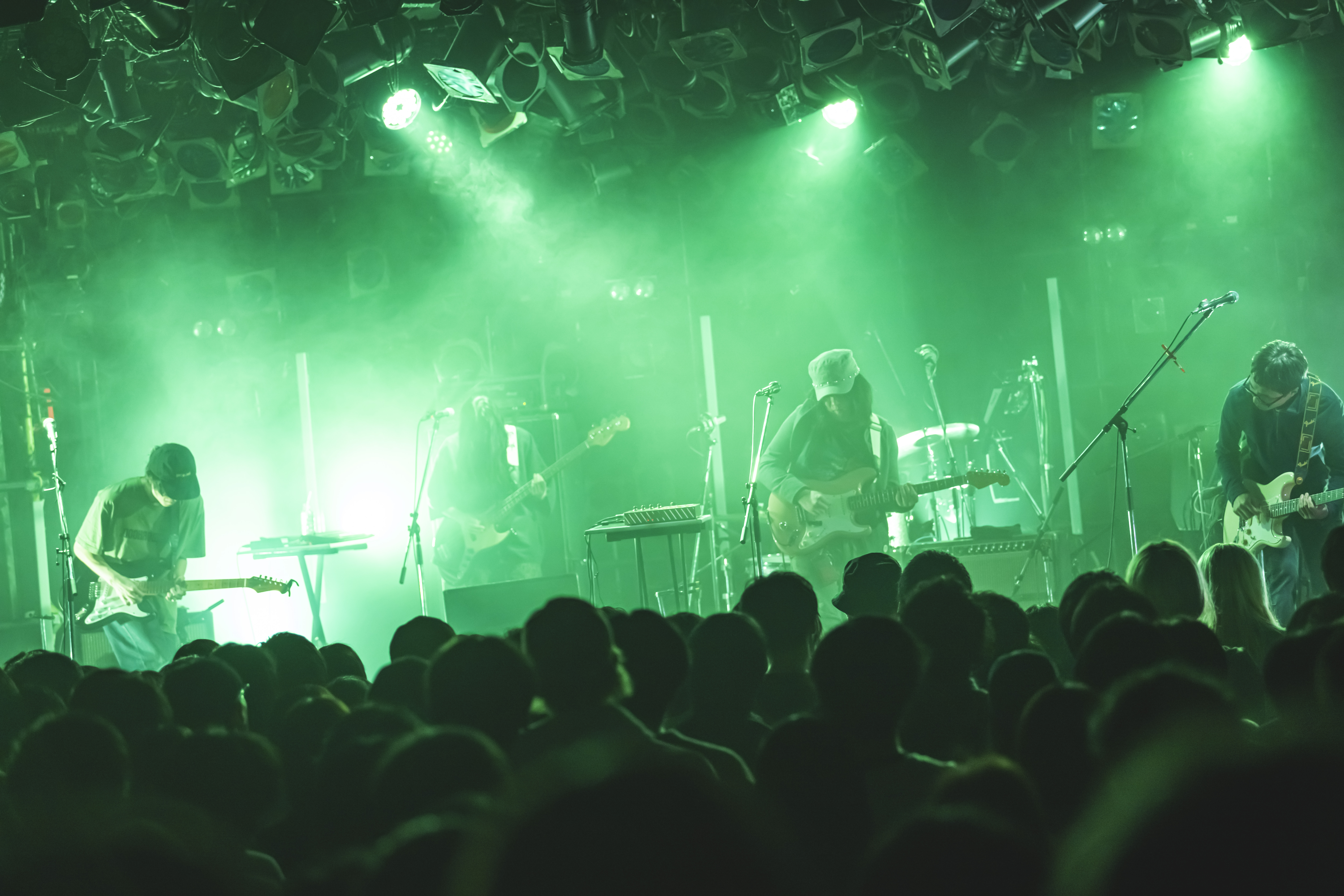 続いていたことの再発見──No Buses『1_1 22222』