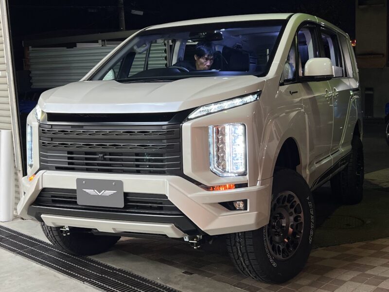 デリカD:5をカスタムするなら】4インチリフトアップで愛車を圧倒的存在