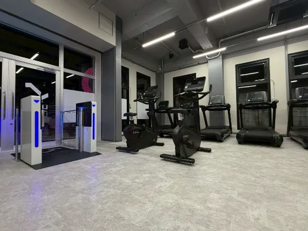 LifeFit（ライフフィット） 宝ヶ池店 | 24時間・年中無休の本格