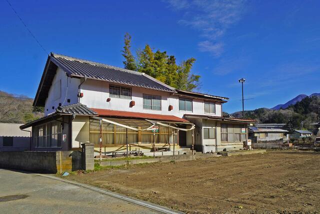 ハトマークサイト】現在空き家の山梨県南巨摩郡身延町の売一戸建ての