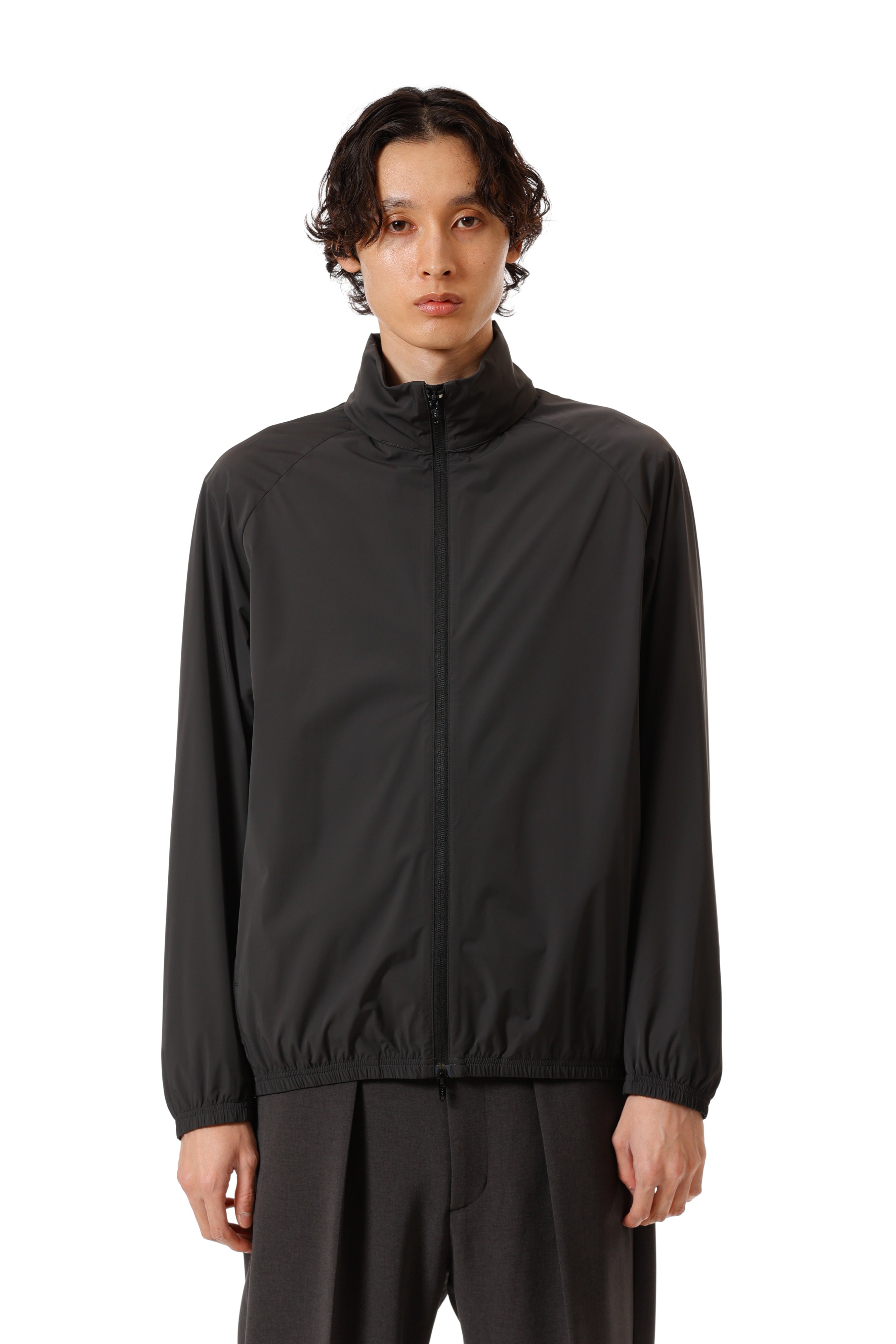 JACKET – ページ 2