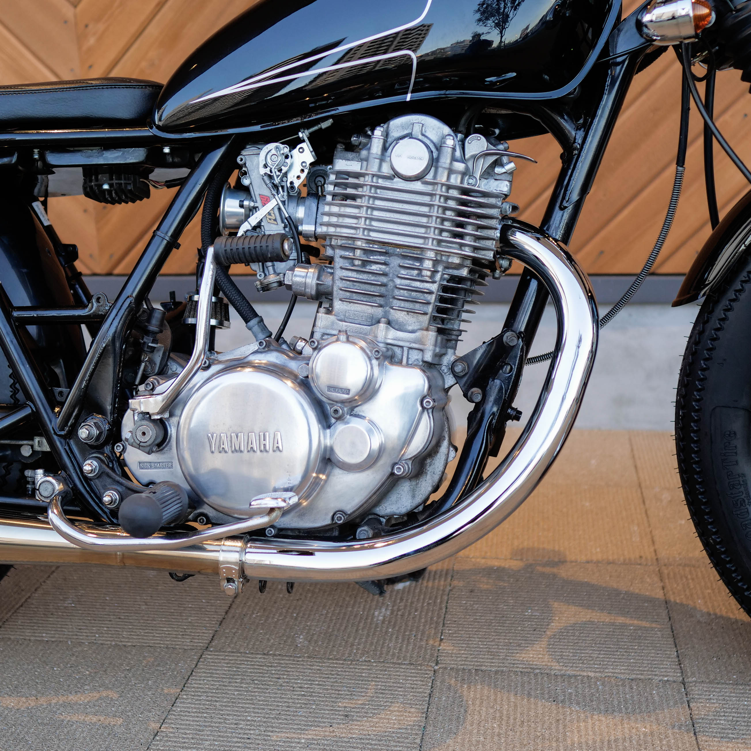 トルクコーンつきラウンドエキゾーストパイプ SR400/500 / 2％er