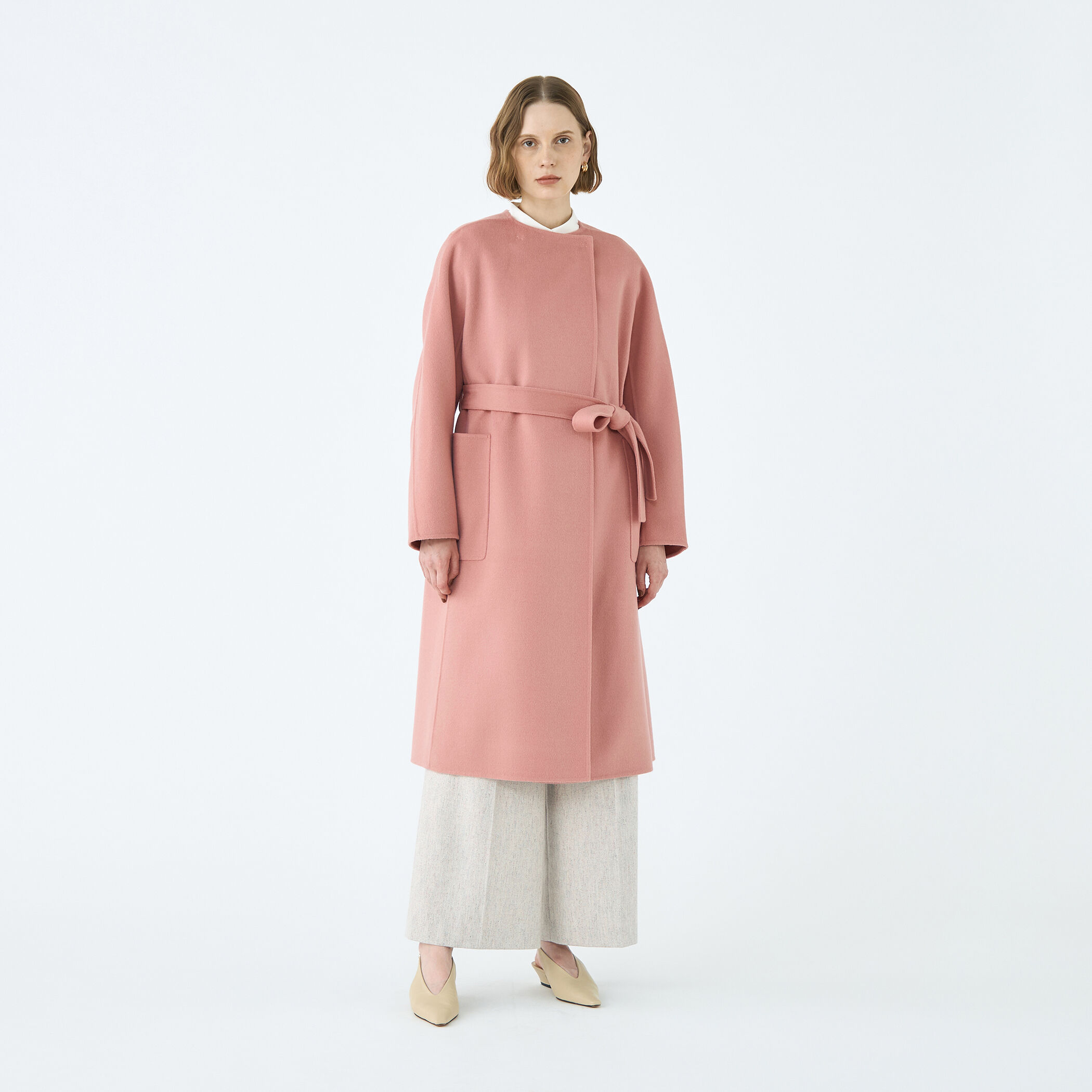 プレミアムウールリバー ノーカラーコート｜トゥモローランド 公式通販