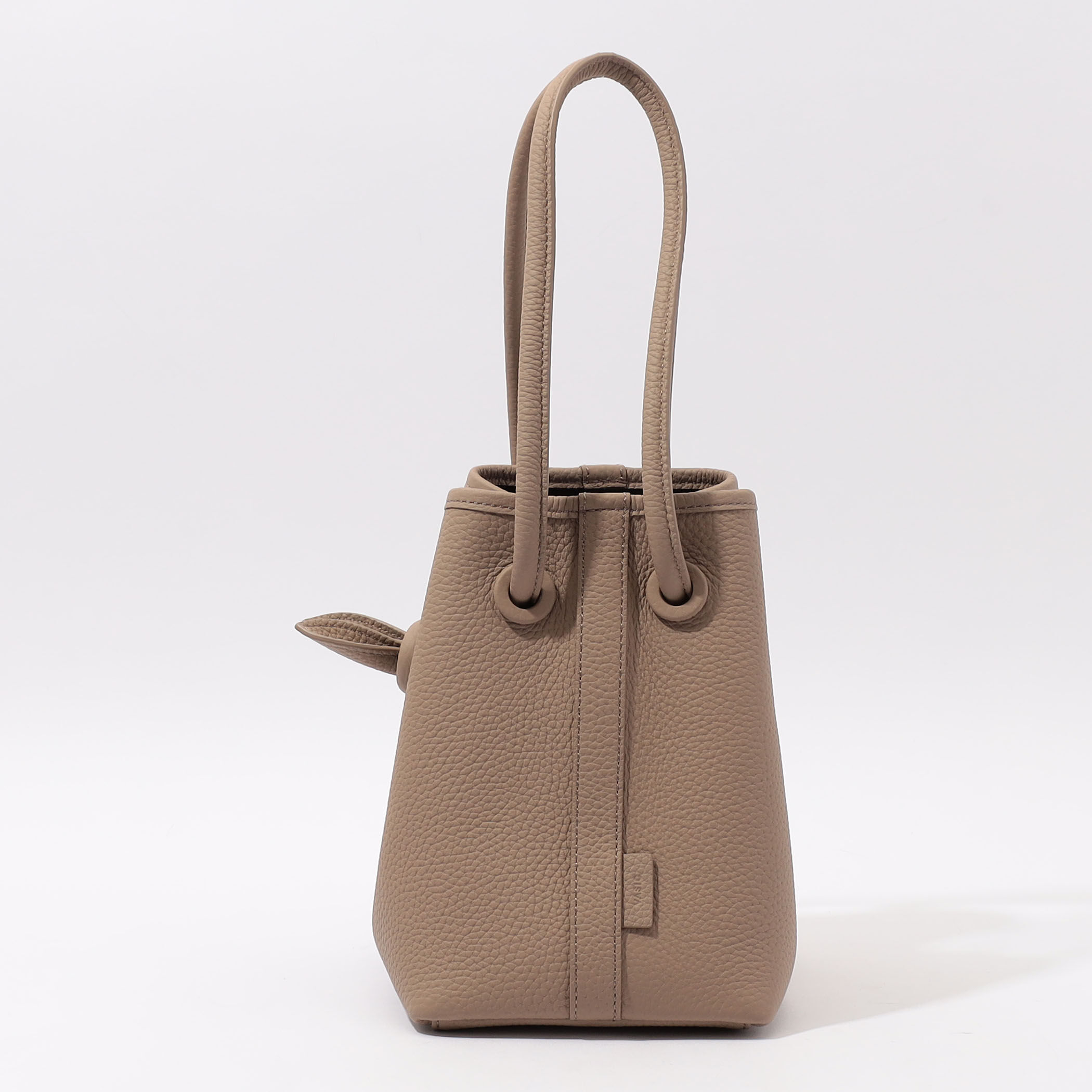 別注】VASIC BOND MINI CHARM バッグ｜トゥモローランド 公式通販