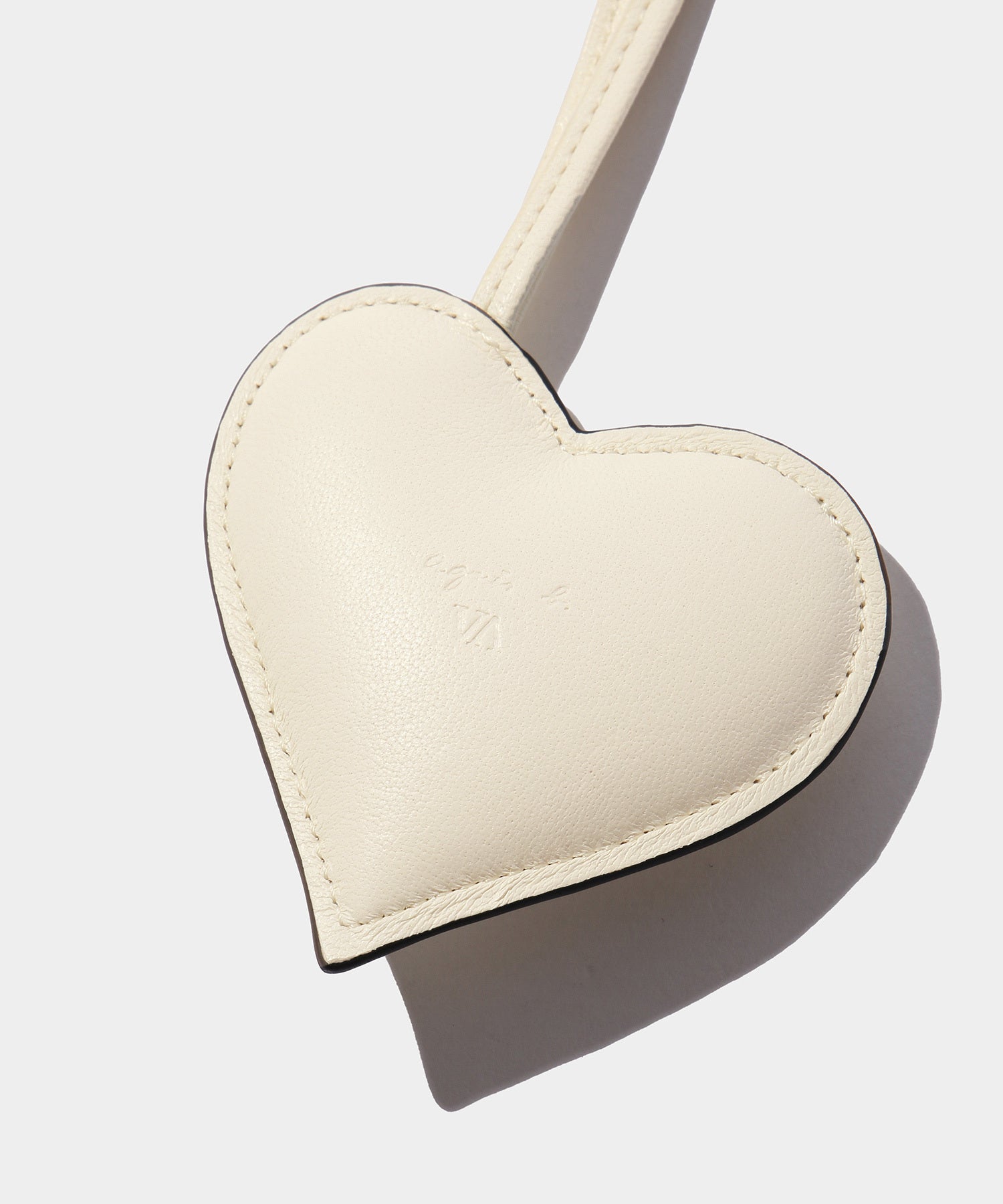 agnes b. Key Chain – V.A. TOKYO ONLINE STORE