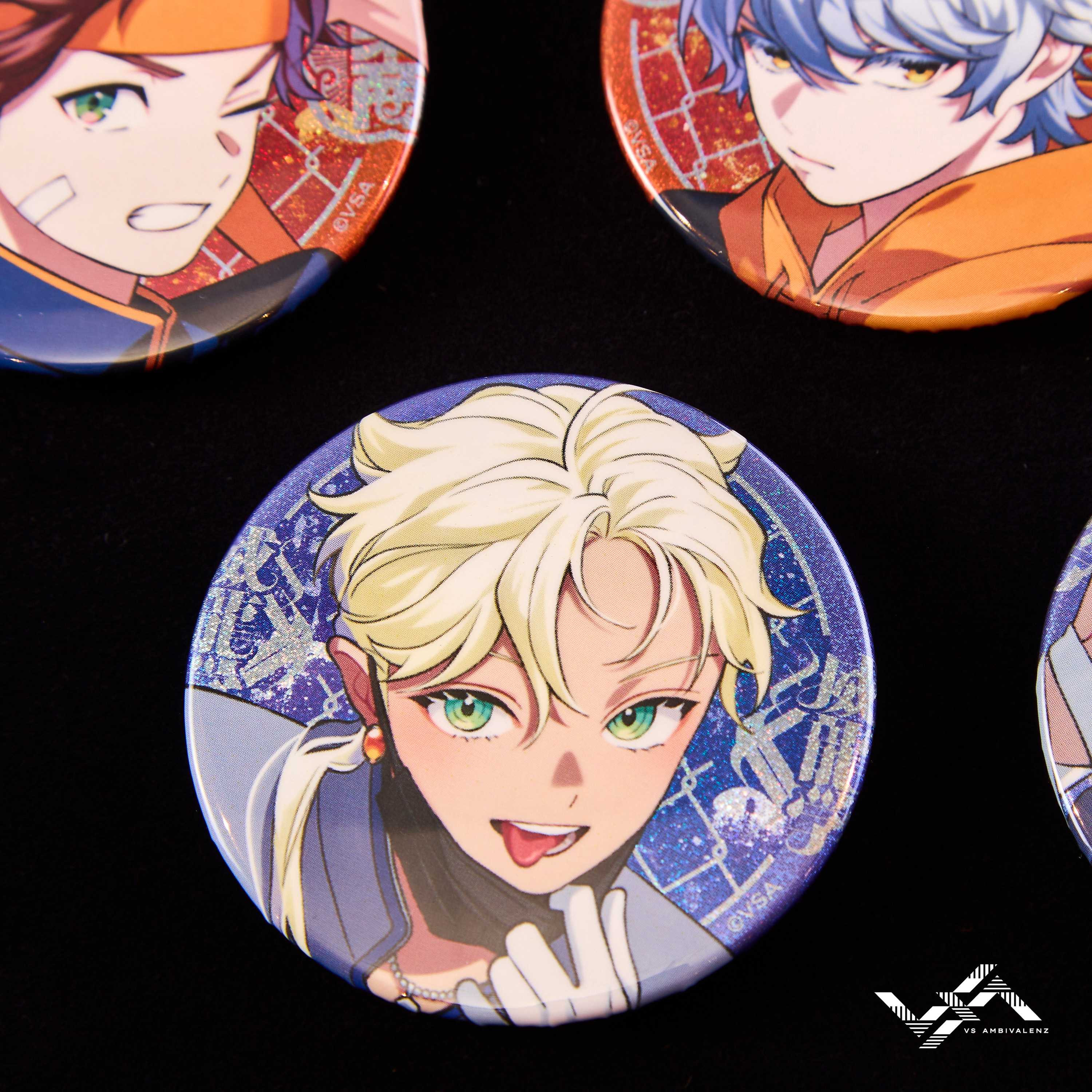 WIN＆LOSE】fun4re＆illuvista トレーディング缶バッジ | VS