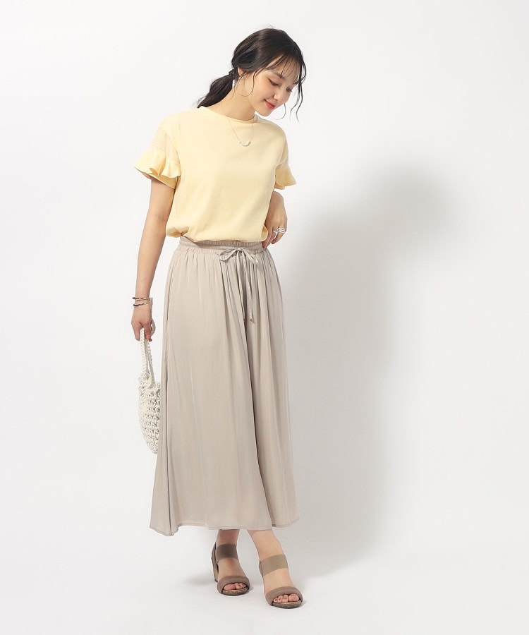 Heve シアーサテンフレアガウチョ 38 バニラ Heve シアーサテンフレア