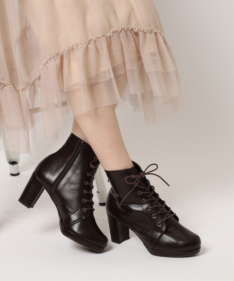 アーモンドトゥレースアップ厚底ショートブーツ（ブーツ・ブーティ