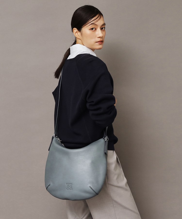 ソーロ】レザーショルダーバッグ M 2WAY 本革（商品番号：P25-20609