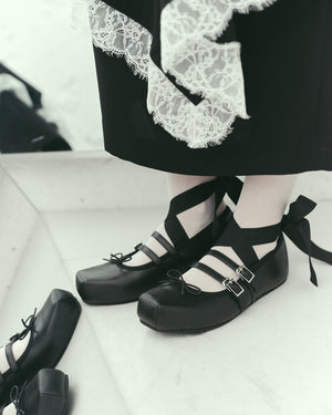 Giselle Flat Black – AKIKOAOKI(アキコアオキ)公式オンラインストア