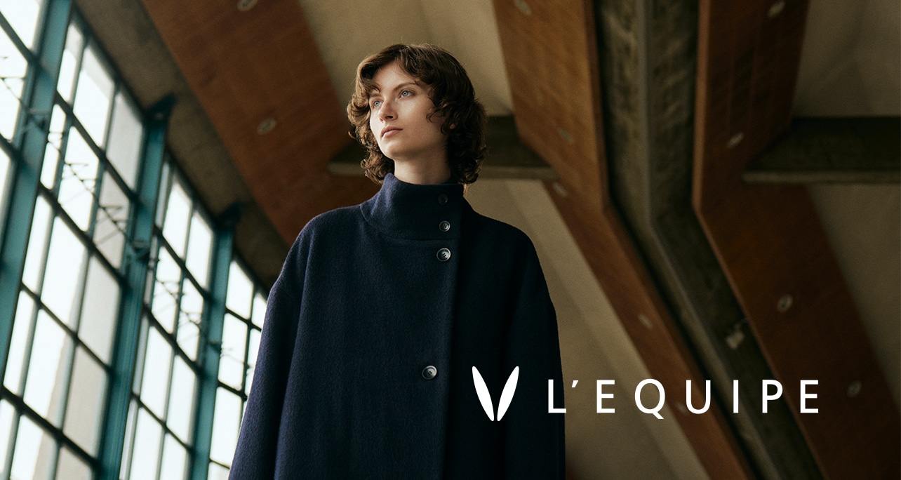 レキップ、ヨシエイナバの 大人レッドのハーフコート L'EQUIPE レキップ