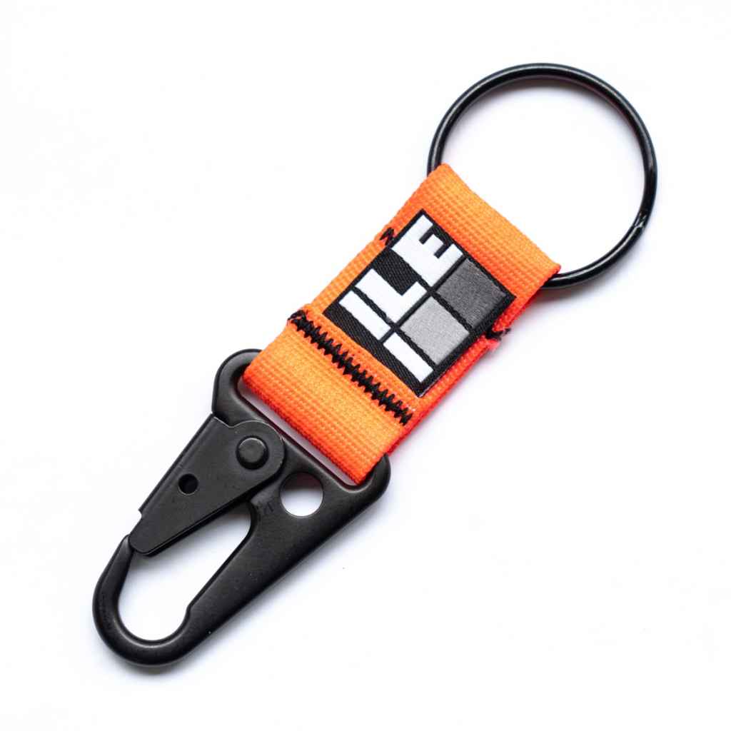 ILE* key clip (blaze) - BLUE LUG ONLINE STORE