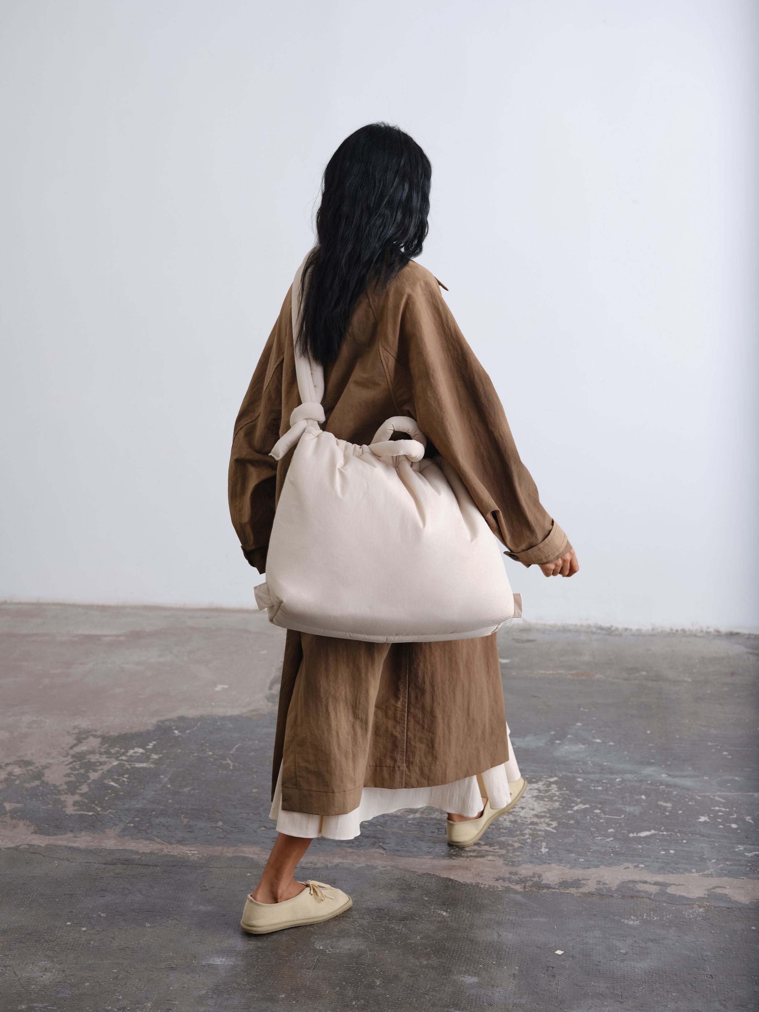 公式】ÖLEND オレンド Large Ona Soft Bag バッグ Sand – CHELSEA