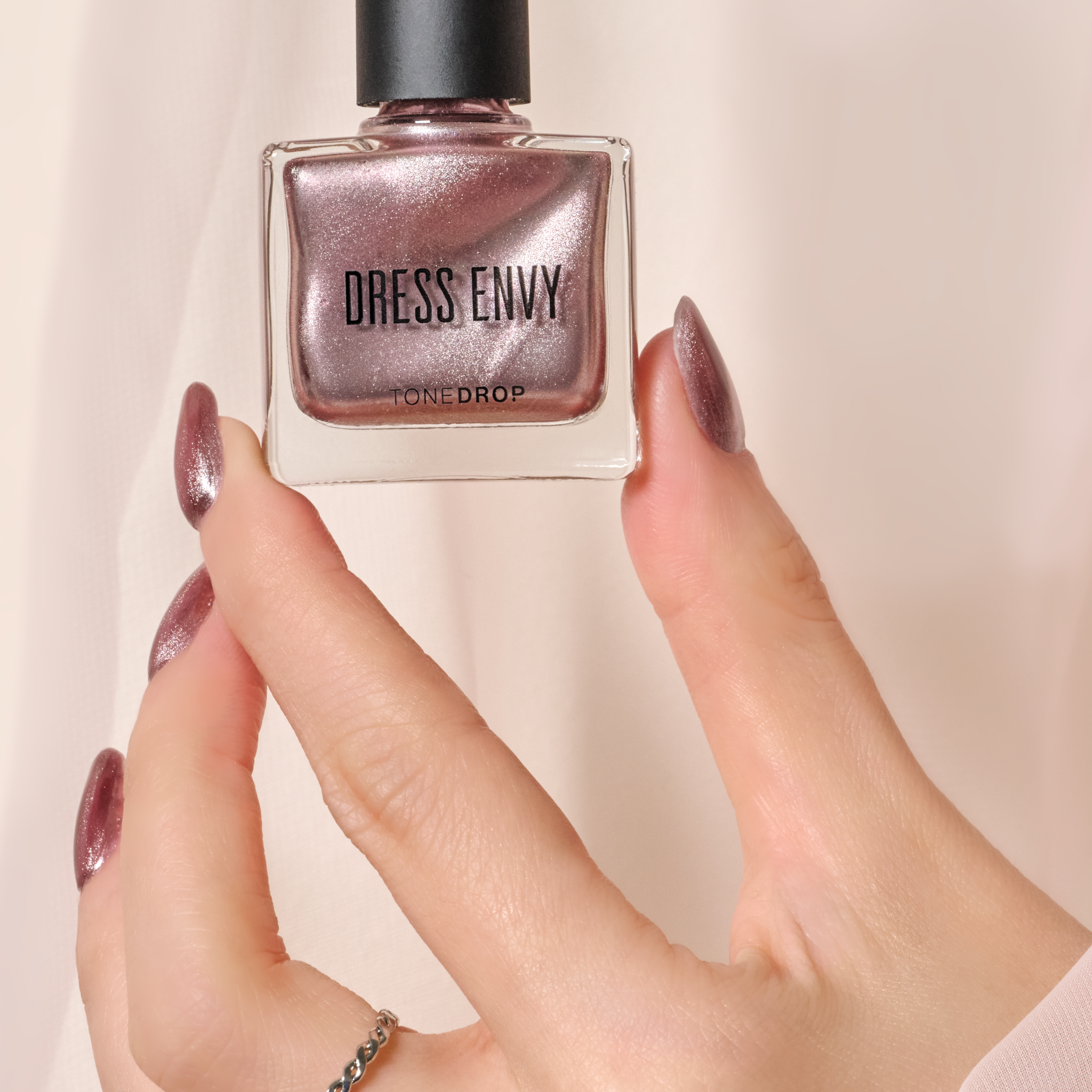 TONE DROP ネイルポリッシュ 045 Dress Envy | D-UP 公式通販 – D-UP
