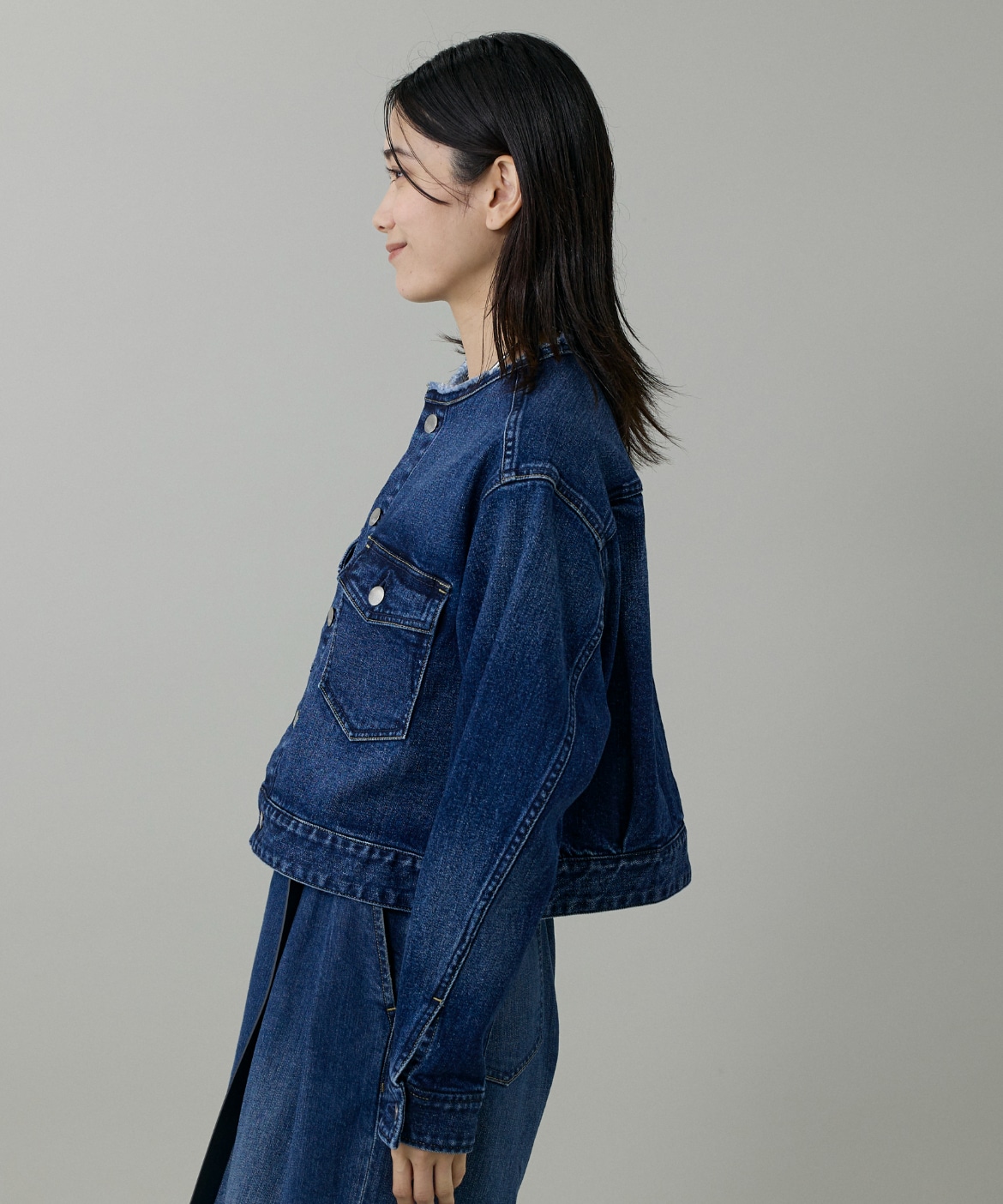 INED別注ノーカラーデニムジャケット《Healthy DENIM》｜INED（イネド