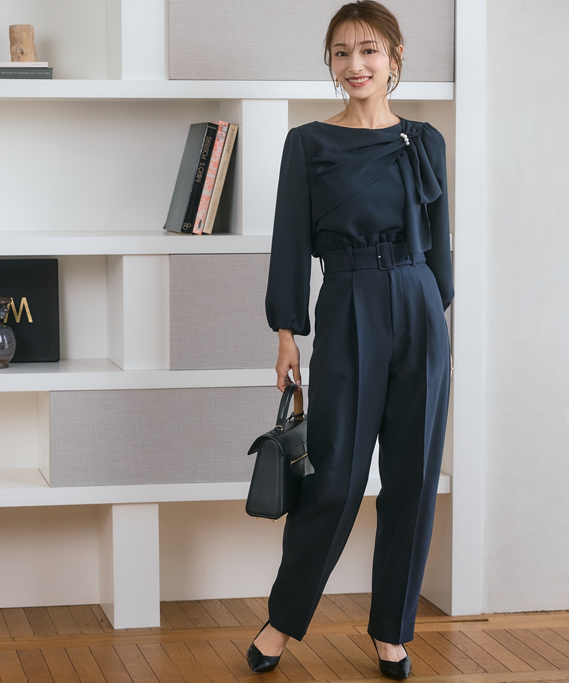 M Maglie le cassetto×吉田理紗》華やかドレープブラウス｜M Maglie le