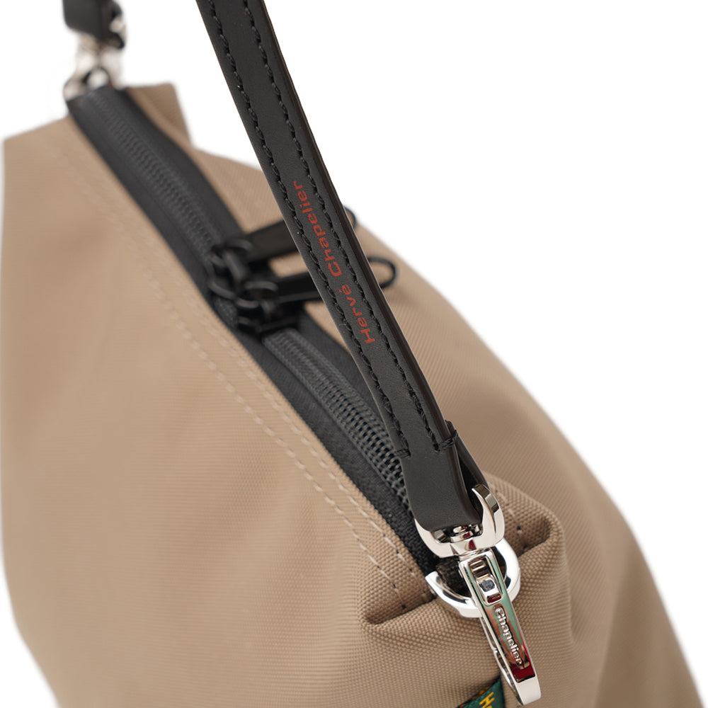 エルベシャプリエ Herve Chapelier 8797N (ナイロン舟型ポーチ