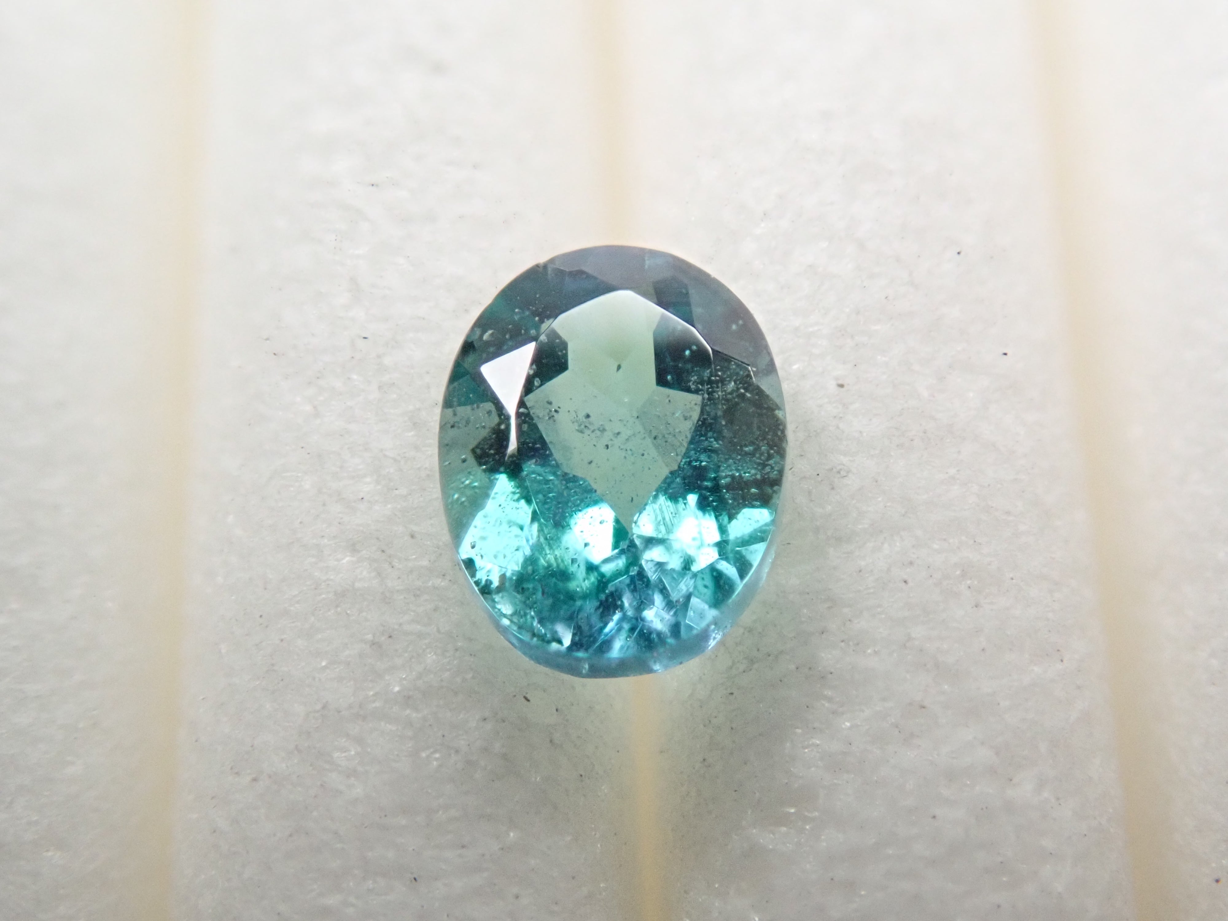 タンザニア産コーネルピン 0.202ctルース