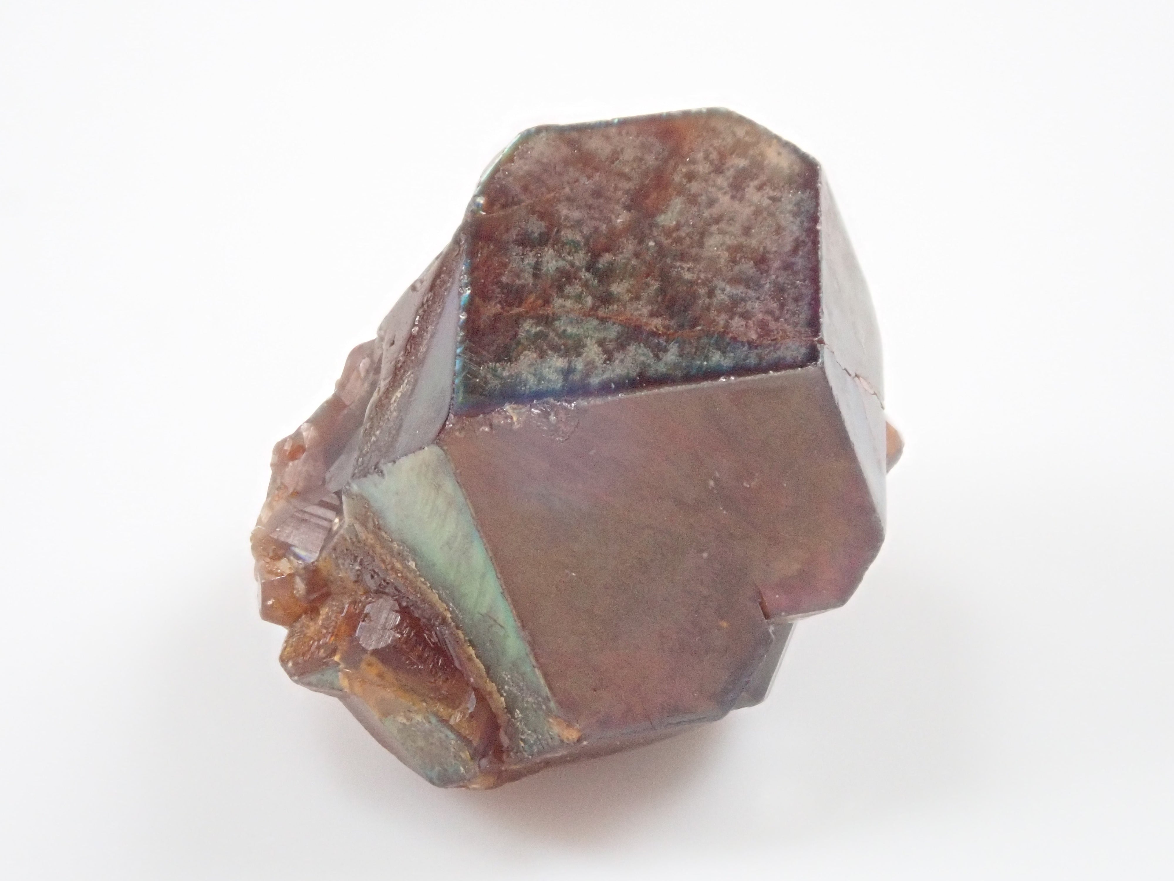 奈良県天川村産レインボーガーネット（アンドラダイトガーネット