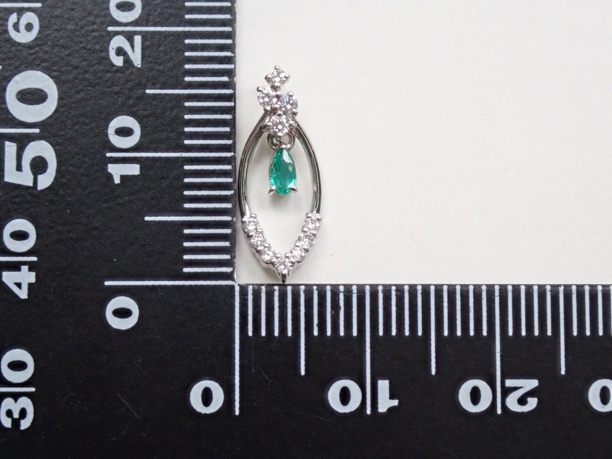 Pt950ブラジル産パライバトルマリン0.08ct ペンダントトップ