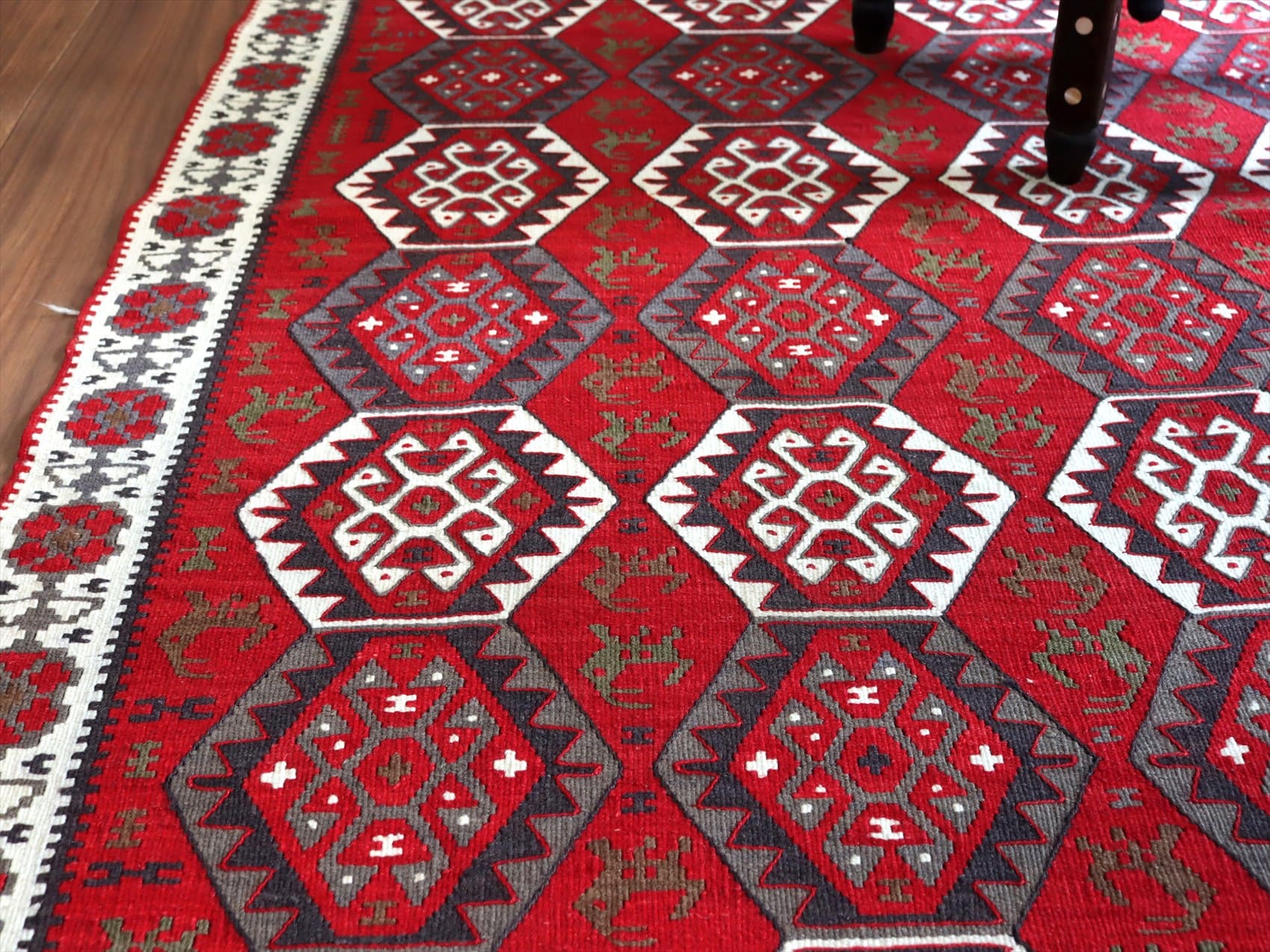 キリムスタイル / オールドキリム ワン149×111cm 連なるドラゴンのモチーフ