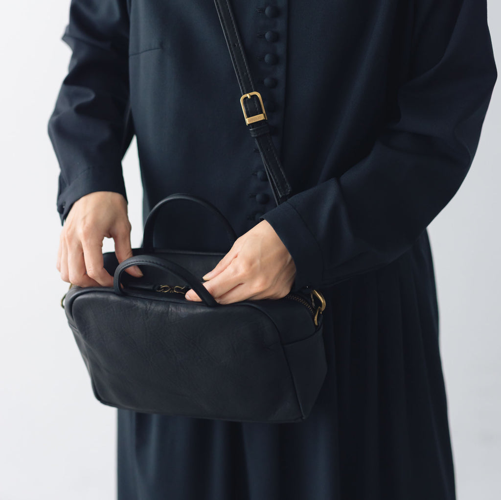 a（アー）ボストンバッグ ショルダー ｜くらすこと公式オンラインストア