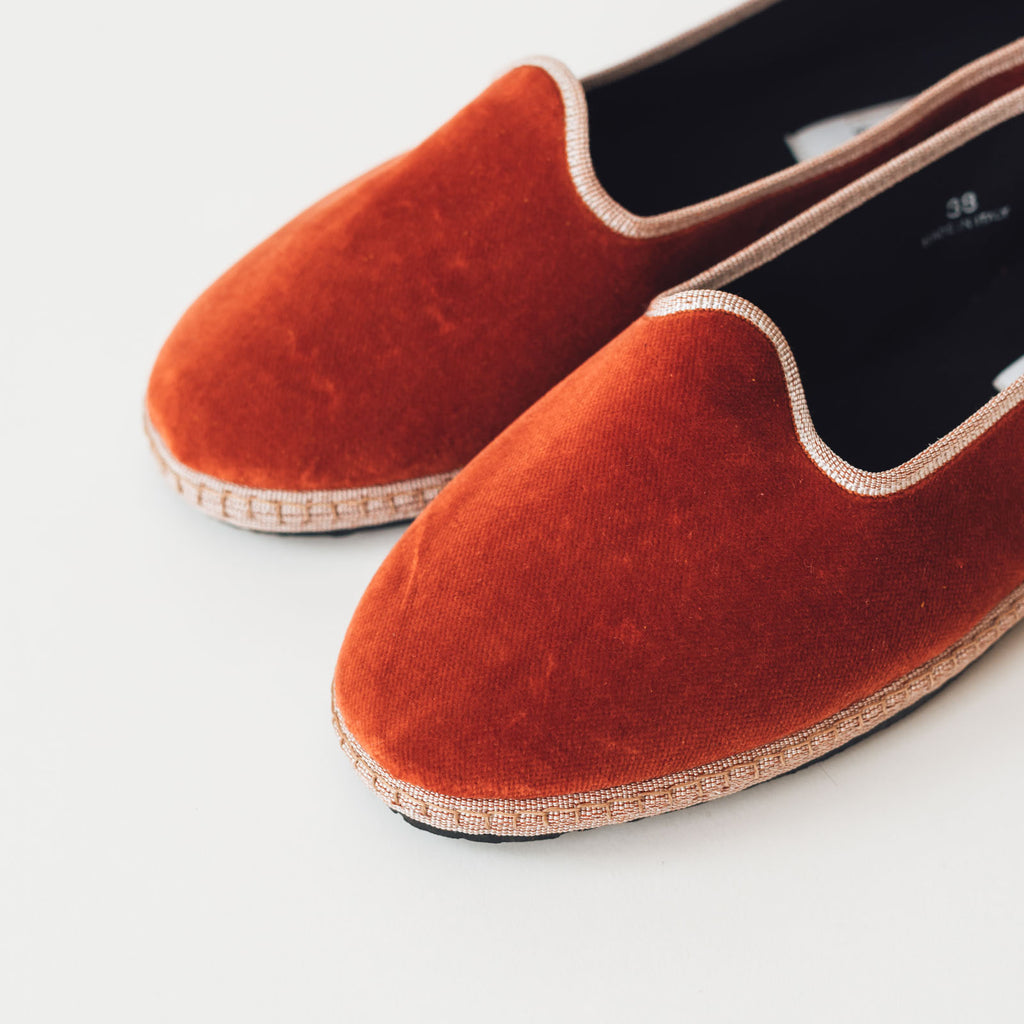 Sciuscià TRAGARA MARRON×ROSE PINK ｜くらすこと公式オンラインストア