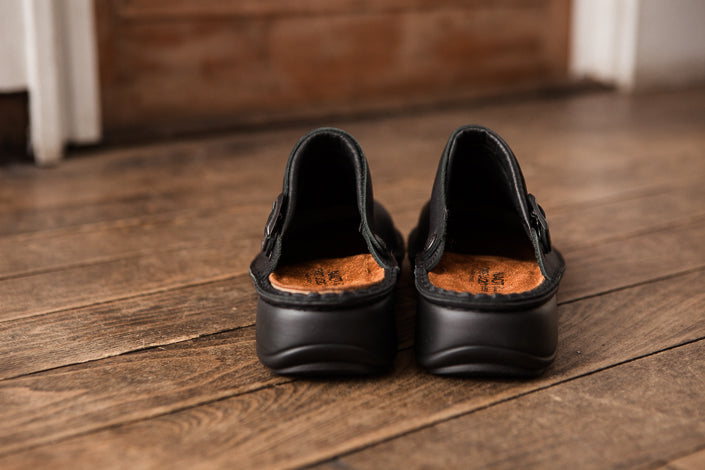 NAOT IRIS マットブラック ｜くらすこと公式オンラインストア