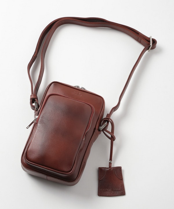 SEEKER/シーカー】別注 ムラレザーミニショルダーバッグ｜メンズ