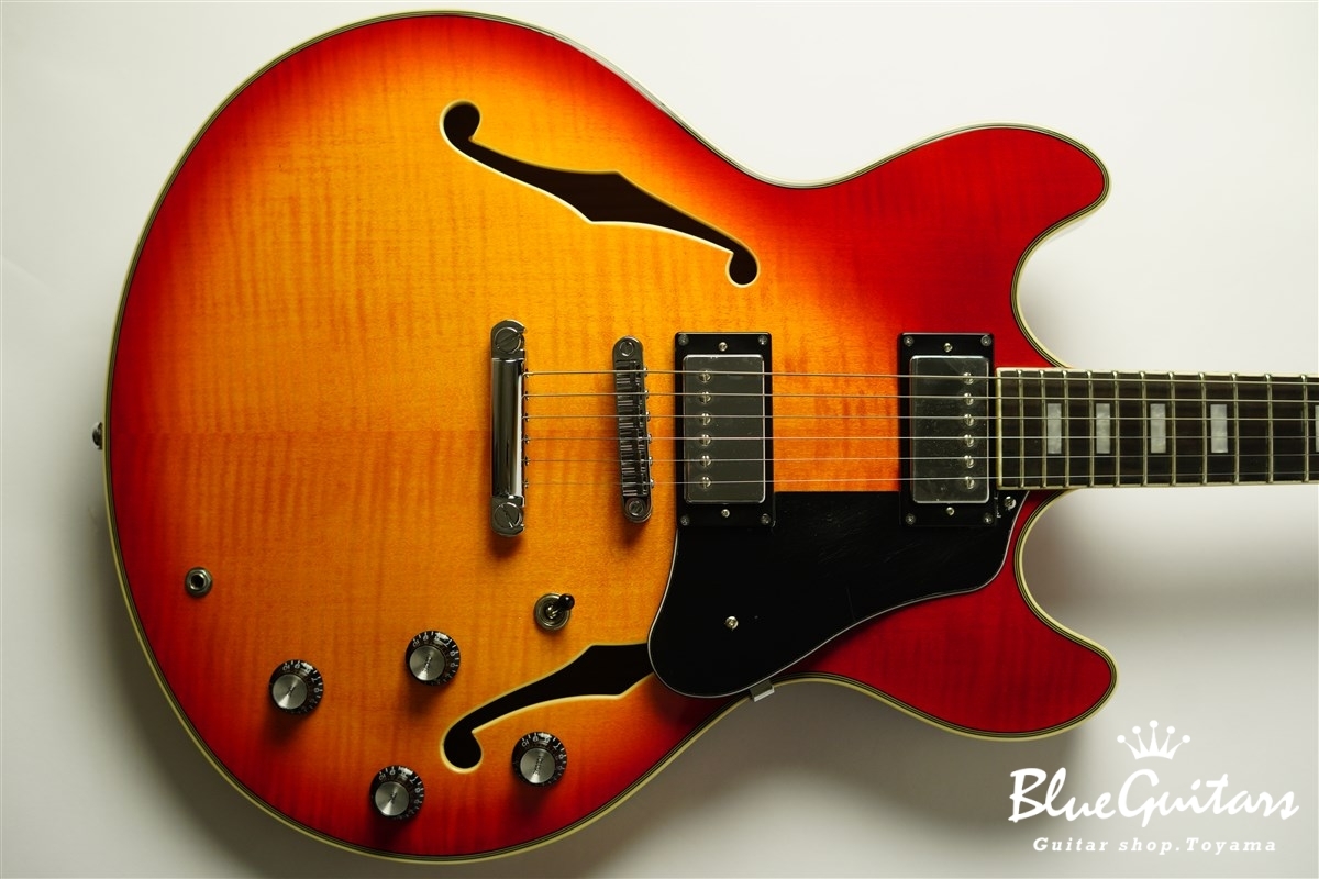 Sire Larry Carlton H7 - Cherry Sunburst | Blue Guitars Online Store